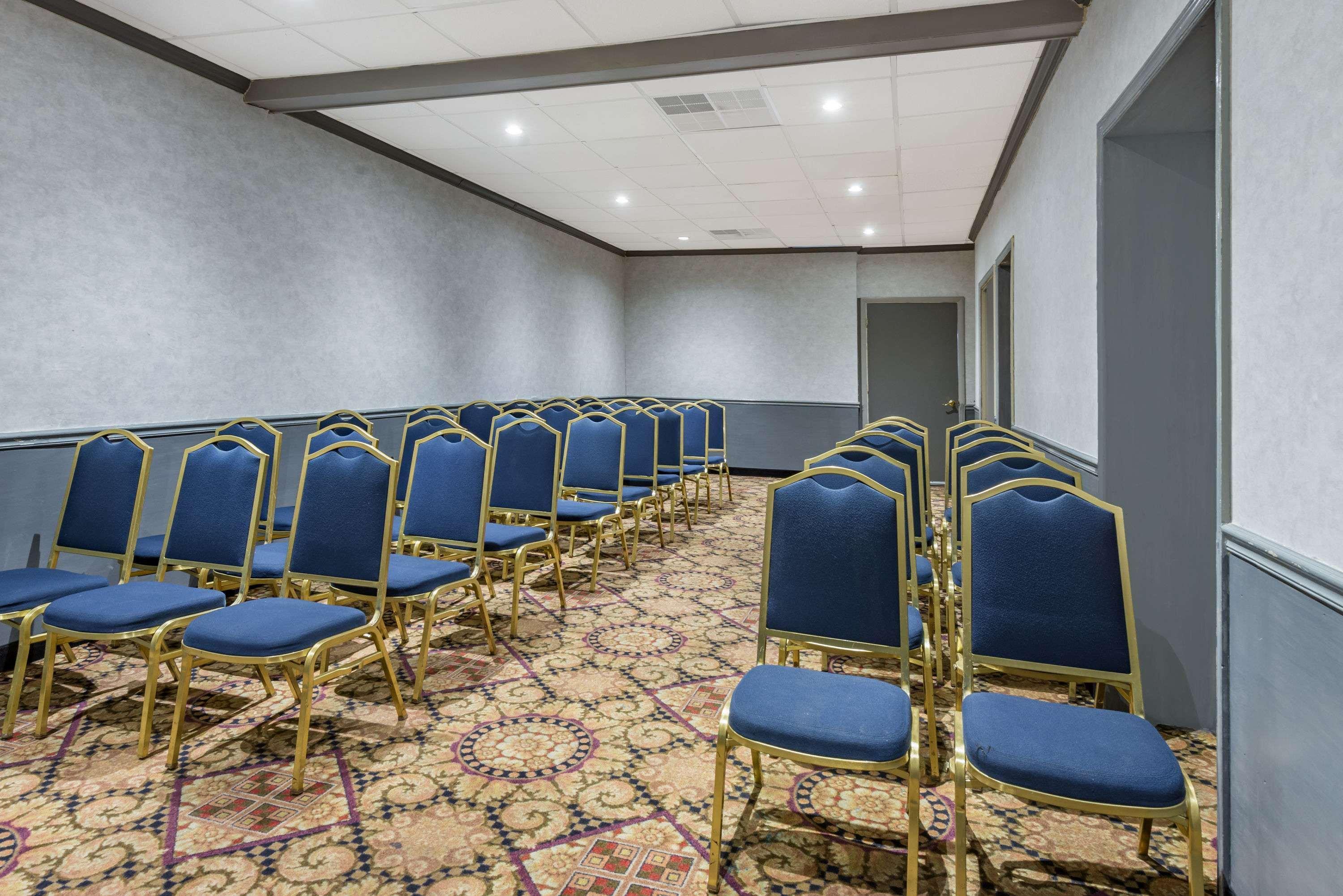 Ramada By Wyndham West Atlantic City Egg Harbor Township Εξωτερικό φωτογραφία