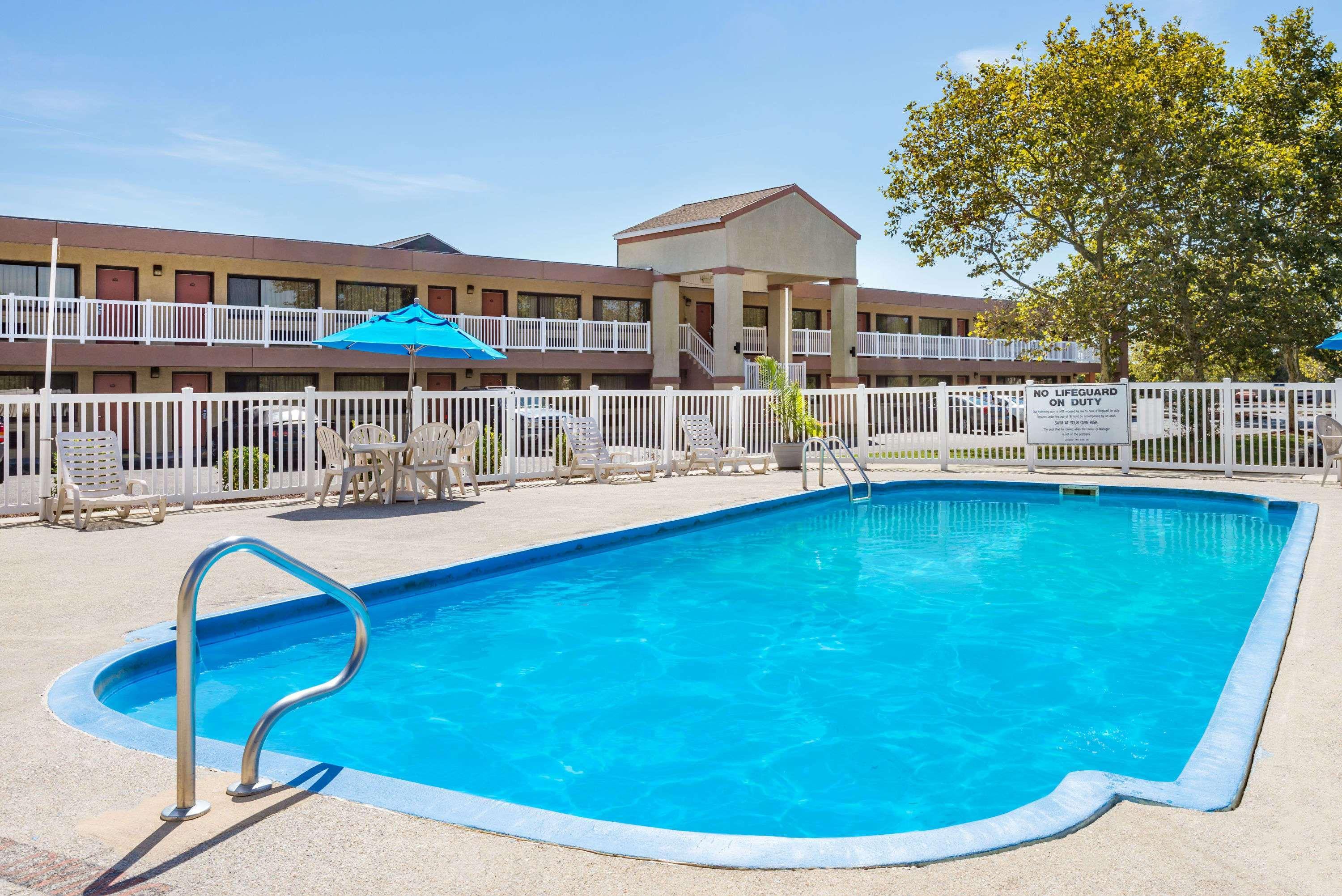 Ramada By Wyndham West Atlantic City Egg Harbor Township Εξωτερικό φωτογραφία