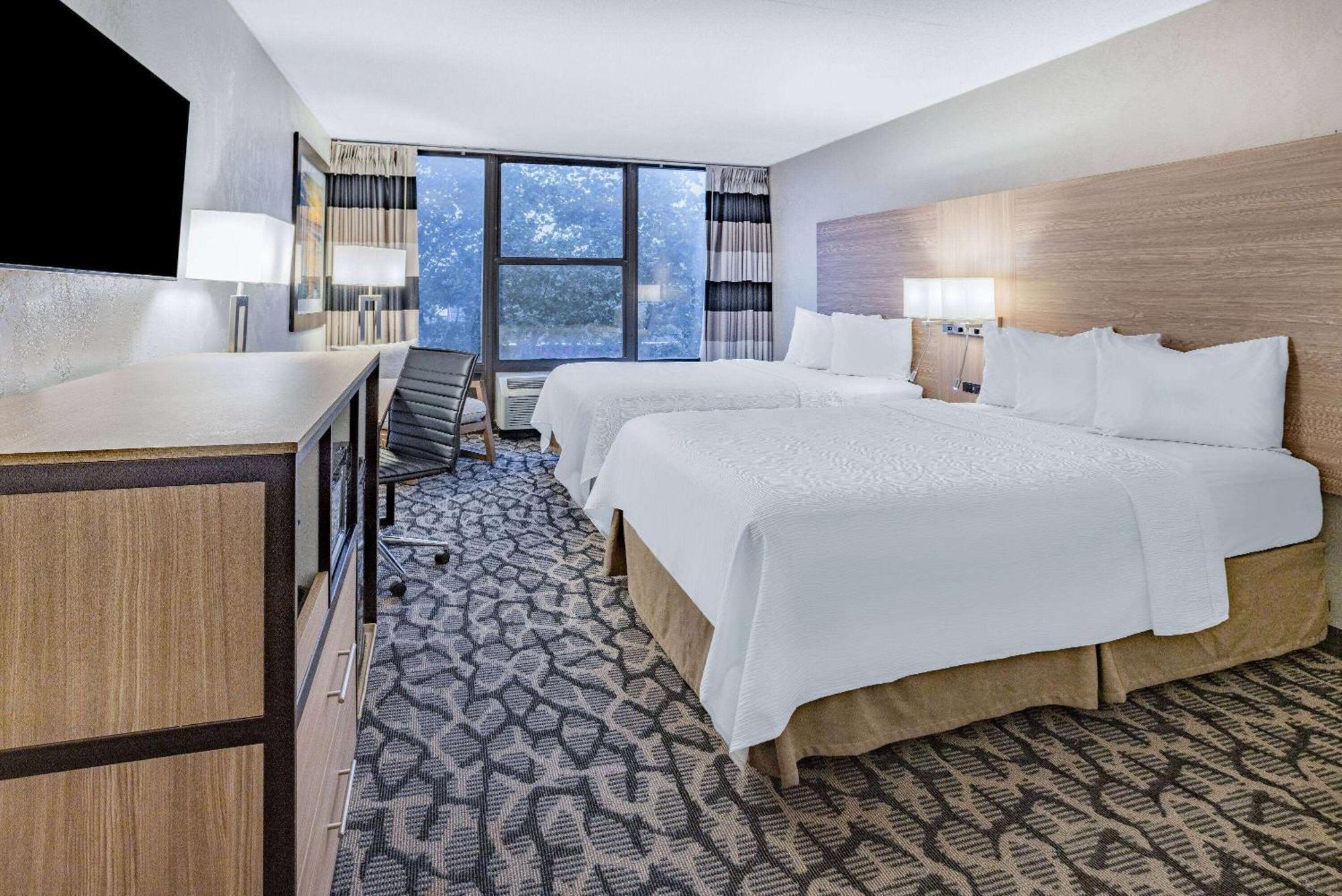 Ramada By Wyndham West Atlantic City Egg Harbor Township Εξωτερικό φωτογραφία